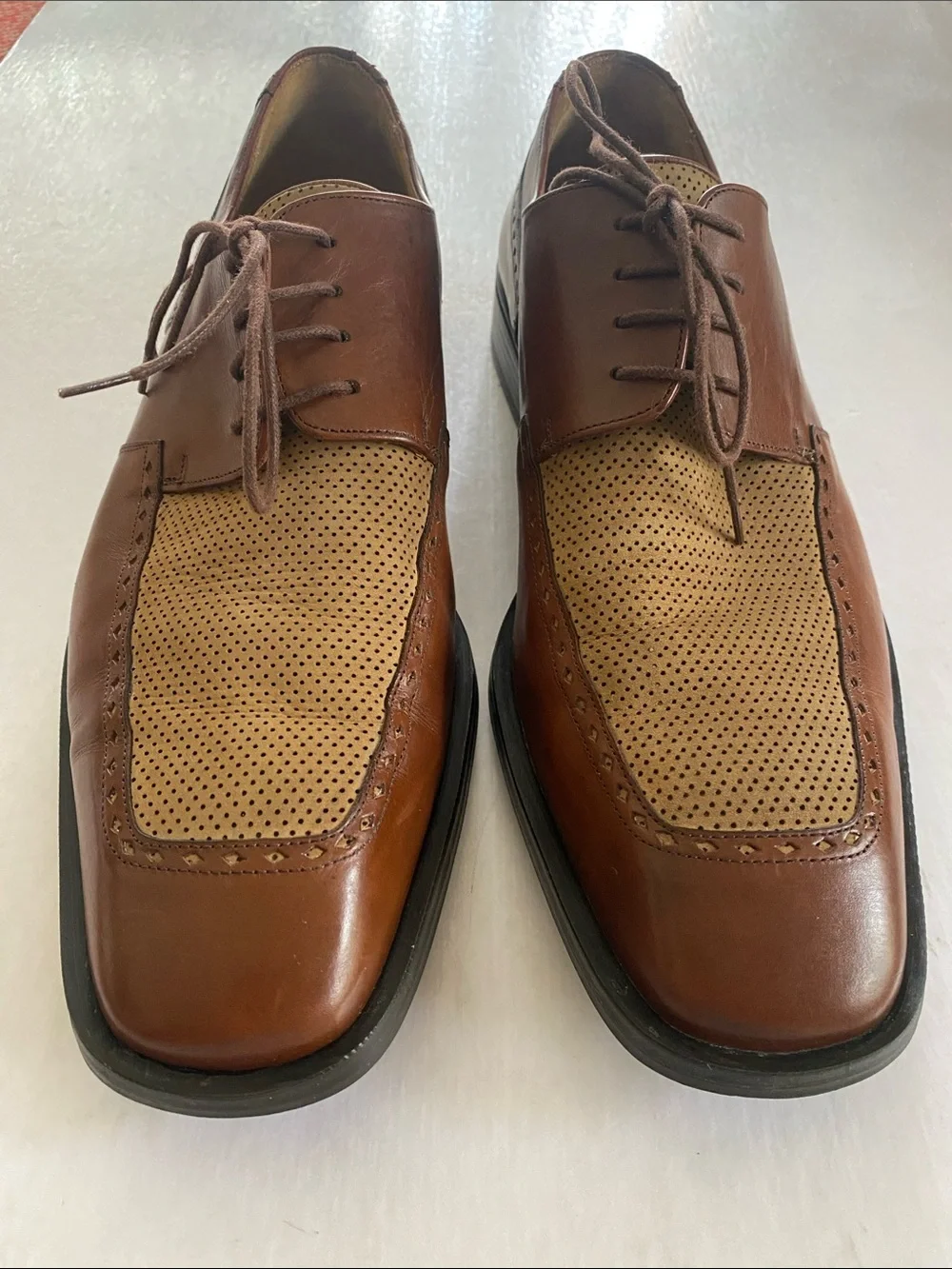 MEZLAN Rico Men’s Brown Leather Two Tone Derby Dress Shoes. Made in Spain.
